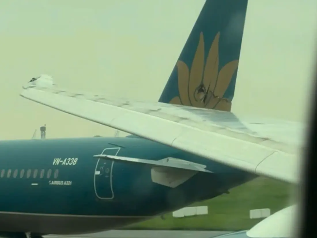 Phi công Vietnam Airlines