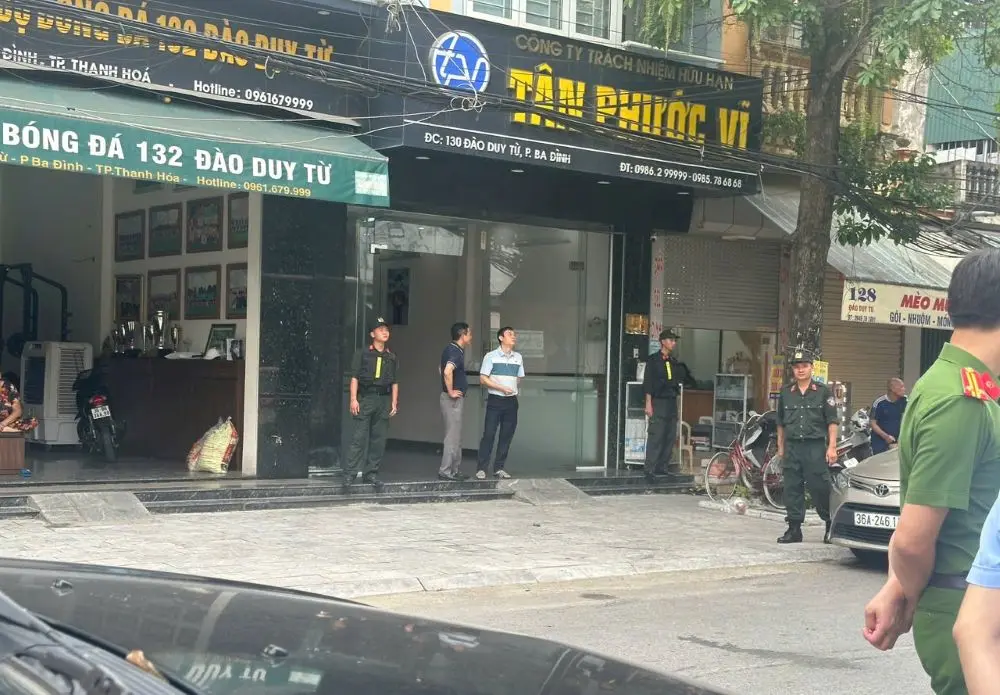hình ảnh Tuấn Thần Đèn