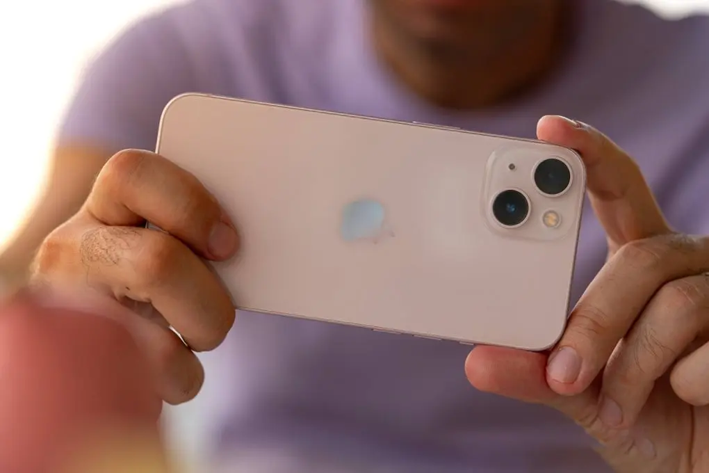 Cận cảnh iPhone 13