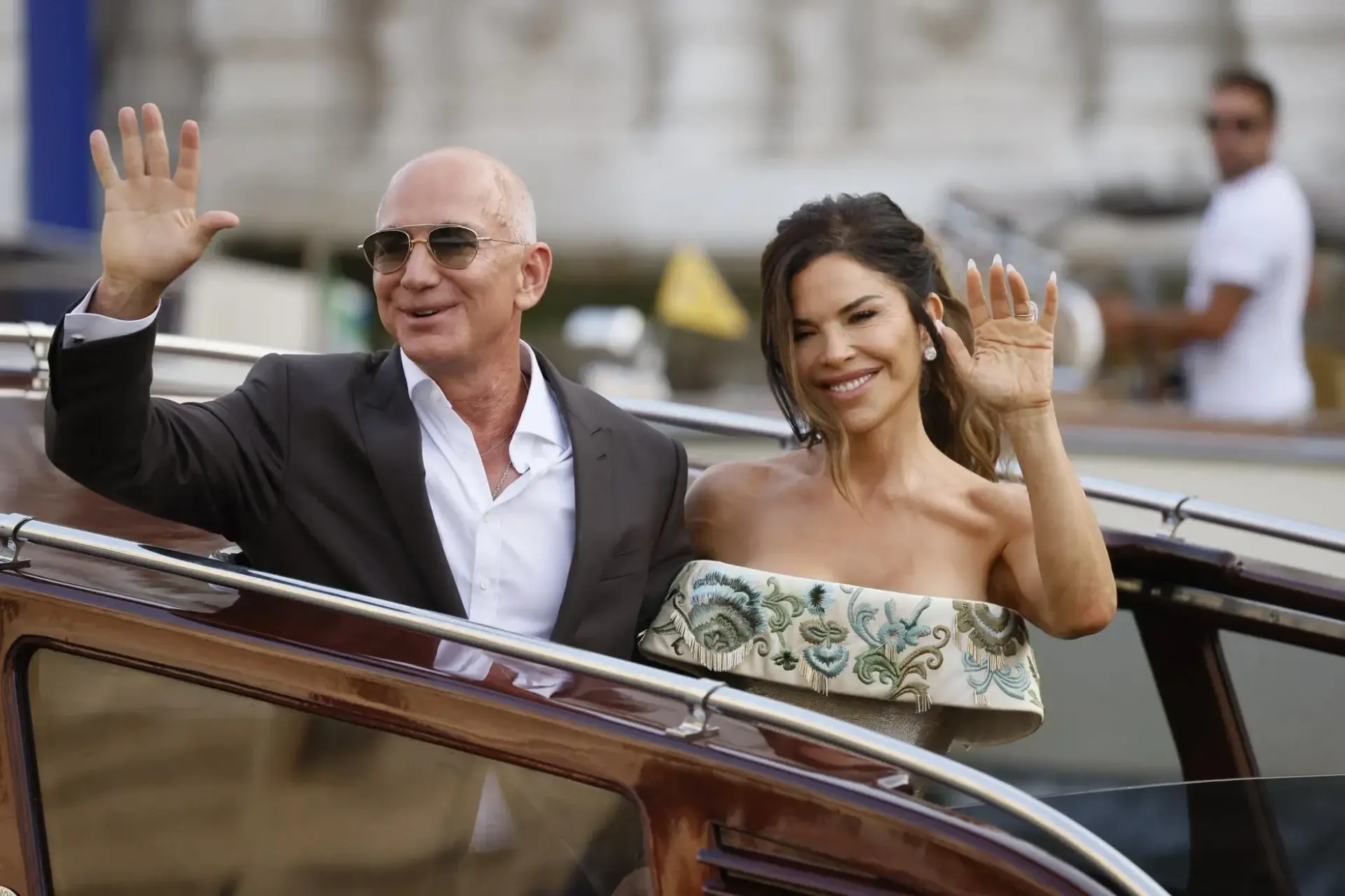 Jeff Bezos and Lauren Sanchez environmental projects