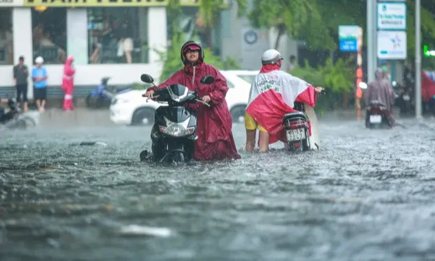 Ảnh hưởng của mưa lớn đến giao thông và nông nghiệp