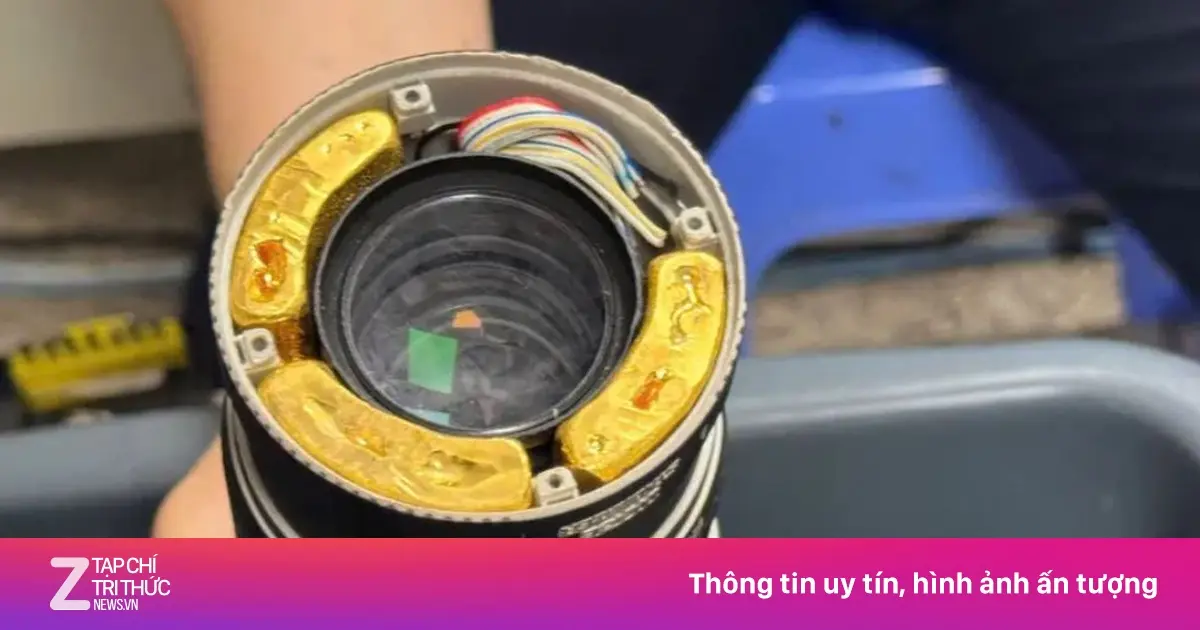 Lực lượng hải quan làm nhiệm vụ