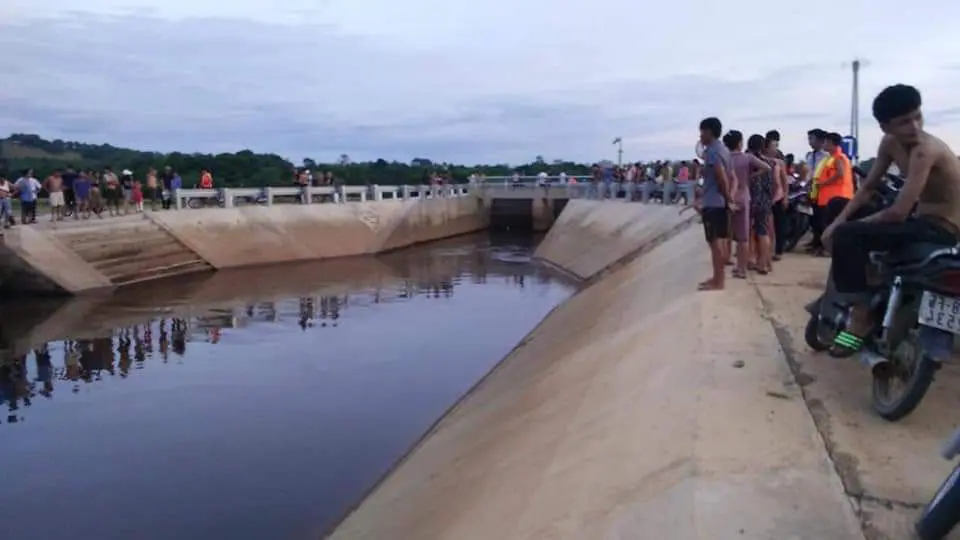 Kênh Ngàn Trươi