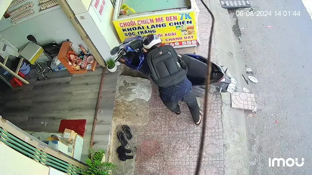 Trộm bẻ khóa xe máy