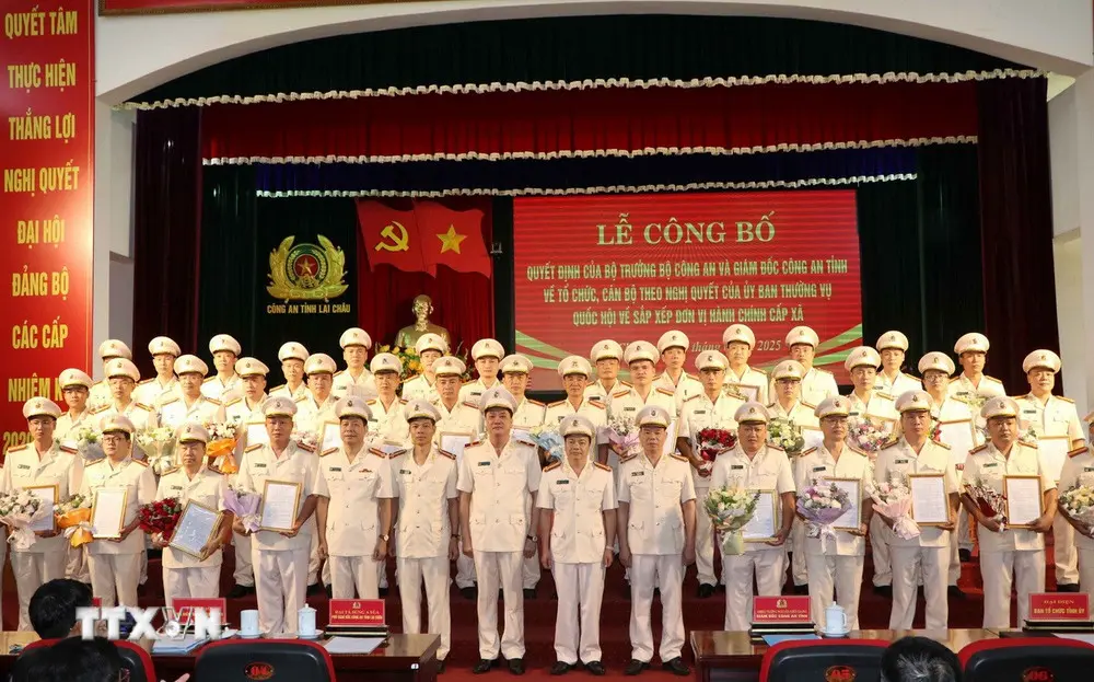11id8e cong an xa 1