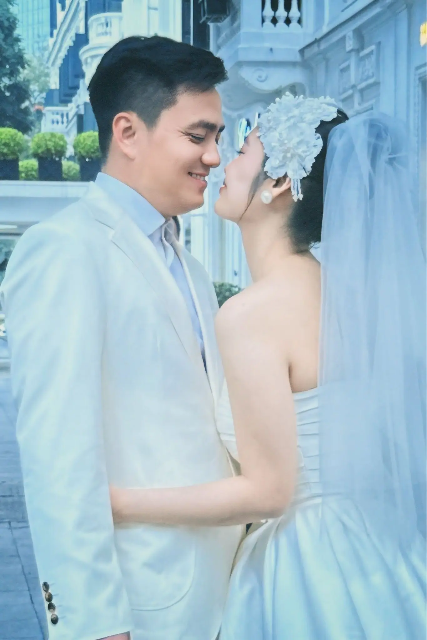 1ez47l_nong-thuy-hang-1744440918005488053898.webp