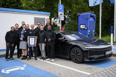 1qii9n_Lucid_Group_Air_Grand_Touring_Guinness_World_Records_Title_17.webp