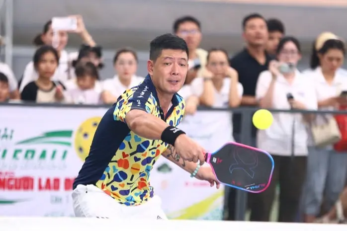 Minh Tiệp nhận giải