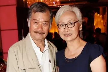 Đường Giai tự tử