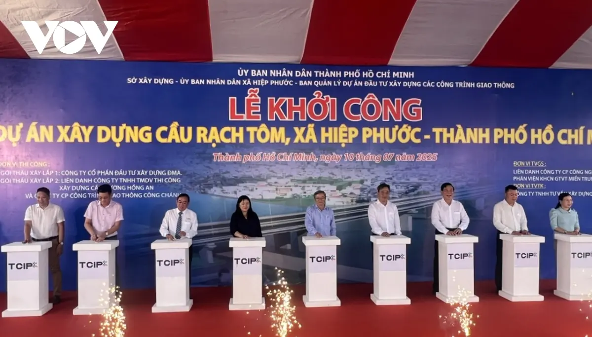 4szuce_nghi_thuc_khoi_cong.webp