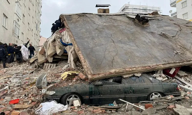563dto VNE Quake 9295 1675692018