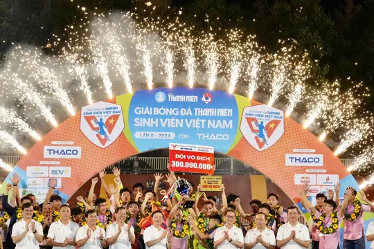 74dpx5 static images.vnncdn.net files publish 2024 3 31 dai hoc su pham tdtt tphcm vo dich giai bong da sinh vien viet nam 990