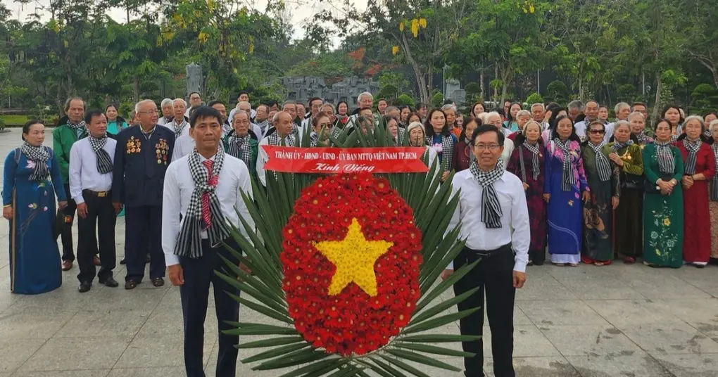 7xhlcv tham con dao cropped 1753074589979