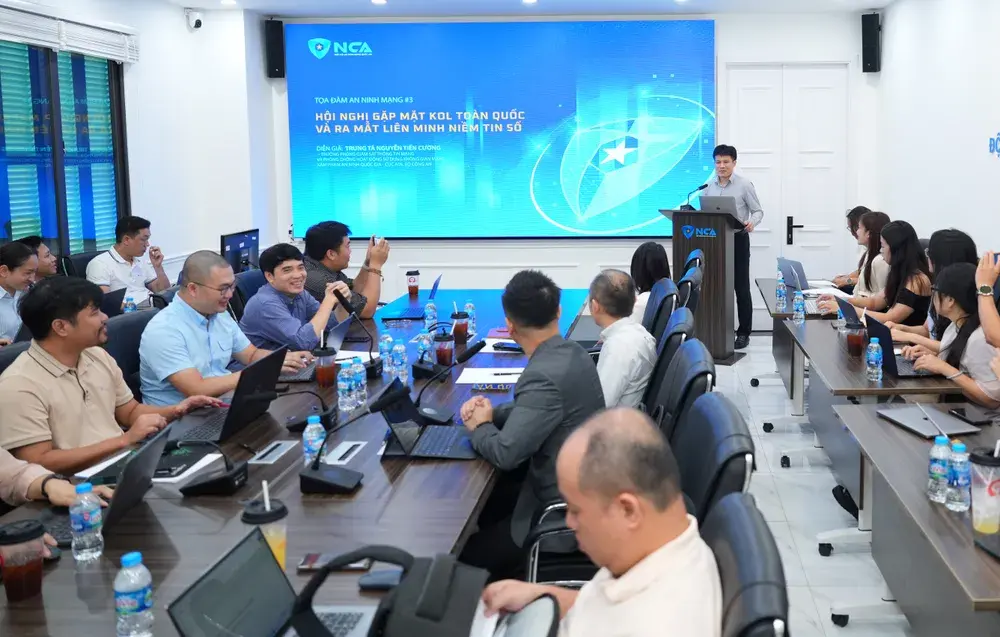80ckj2 qan01711 1729 523.jpg