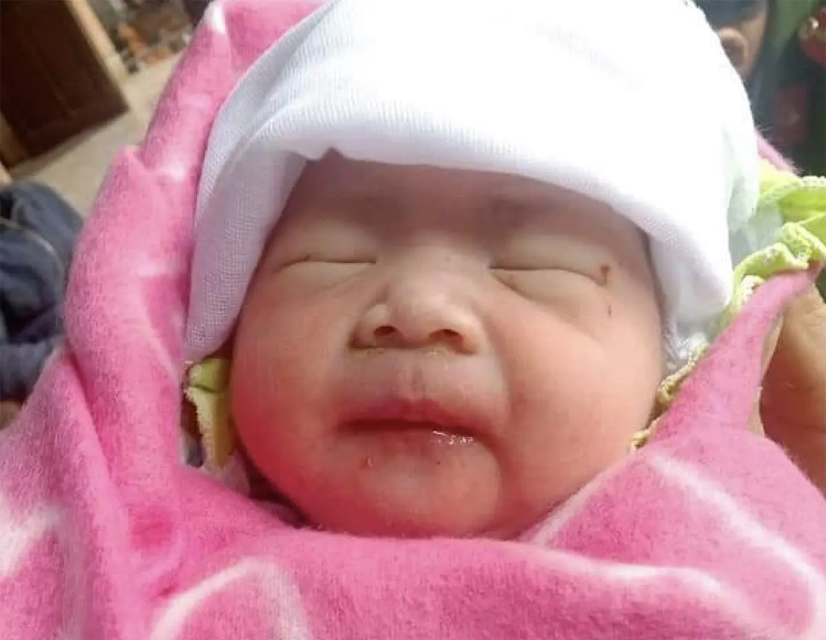bé sơ sinh bị bỏ rơi ở Ninh Bình
