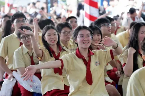 8hsc53 gen h ngay hoi tphcm 001 read only 17528009573781266246992