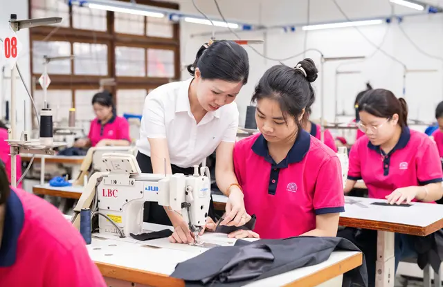 Ảnh minh họa học sinh làm thêm gặp tai nạn