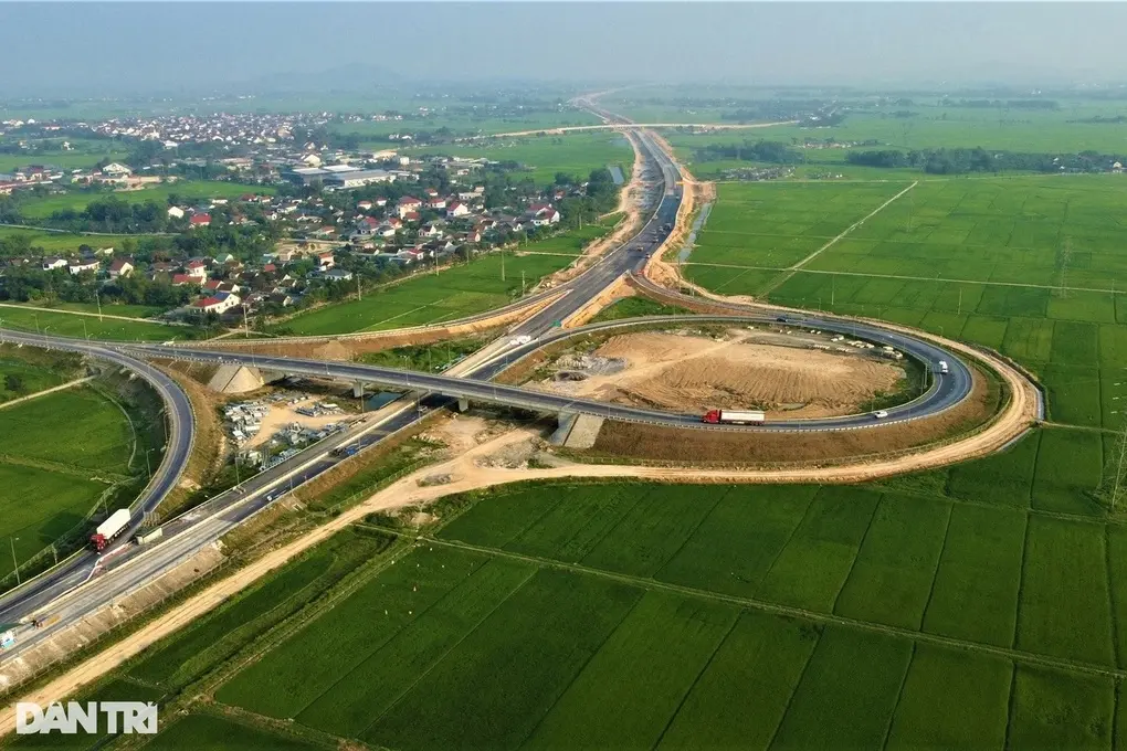 aoiovx dong y mo rong toan bo tuyen cao toc bac nam theo phuong thuc ppp 1753955876505