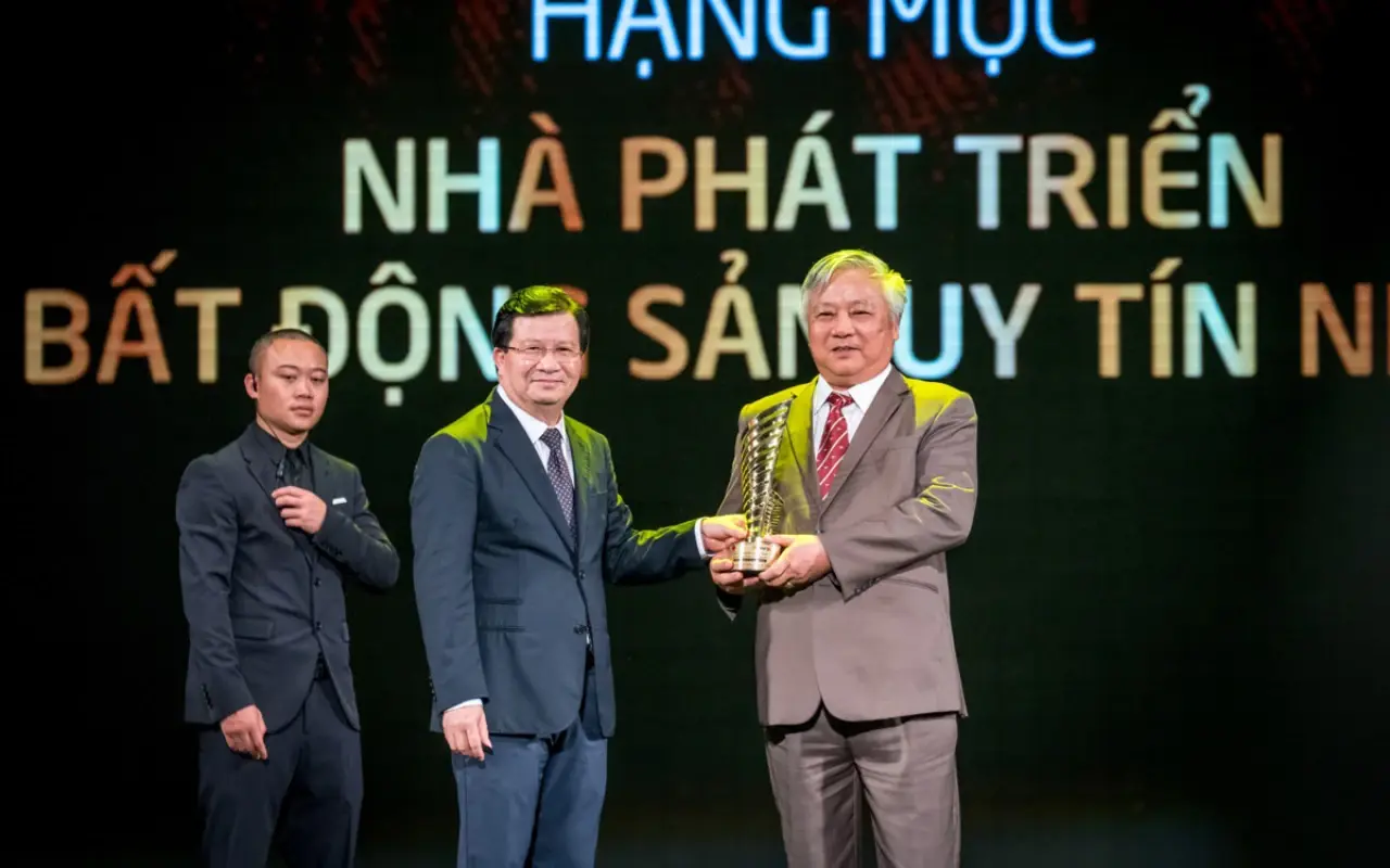 bp2gth Ecopark nhan giai thuong nha phat trien bds uy tin