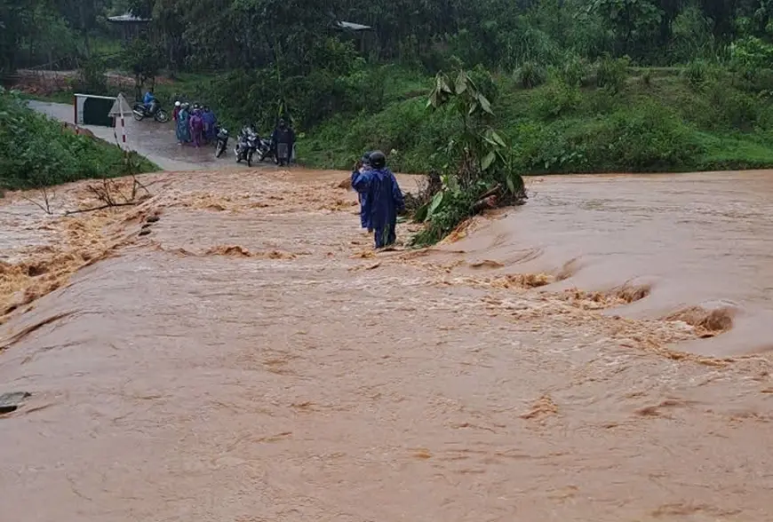 Mưa lớn ở Hà Nội