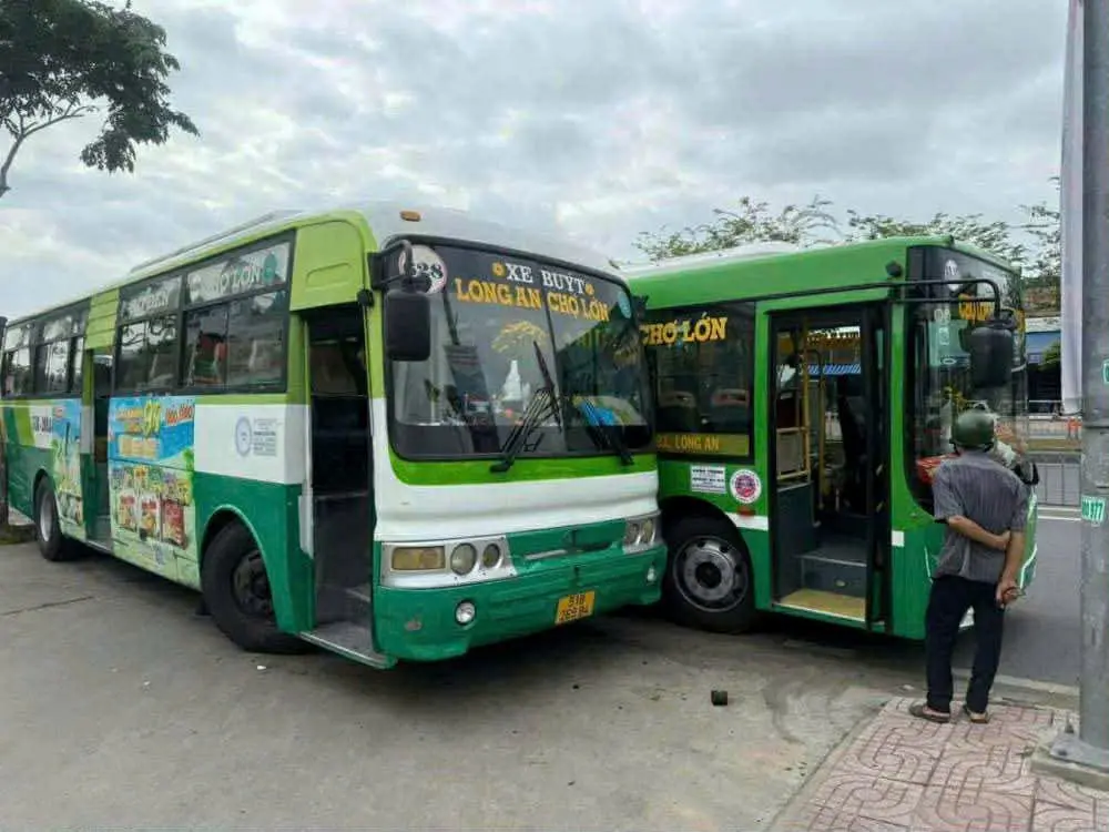 d65j7u Xe Buyt 2