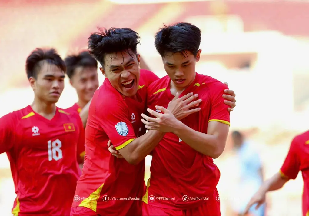 e2dm5i bao chau a nhan xet thang than ve u23 viet nam va indonesia truoc chung ket 1753719181539