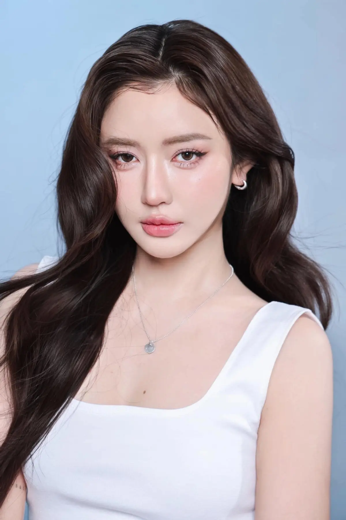 ebfykw dang moi giot nuoc cua bich phuong2 1748320517092331265962 1748339535041 17483395354321011665777 17488761155141054701636