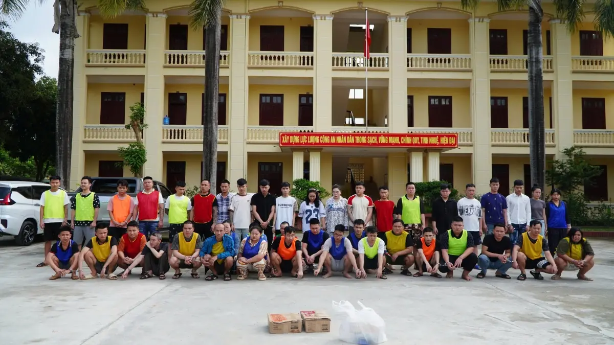 hnj2qp cac doi tuong bi cong an dien bien di ly tu lao ve viet nam