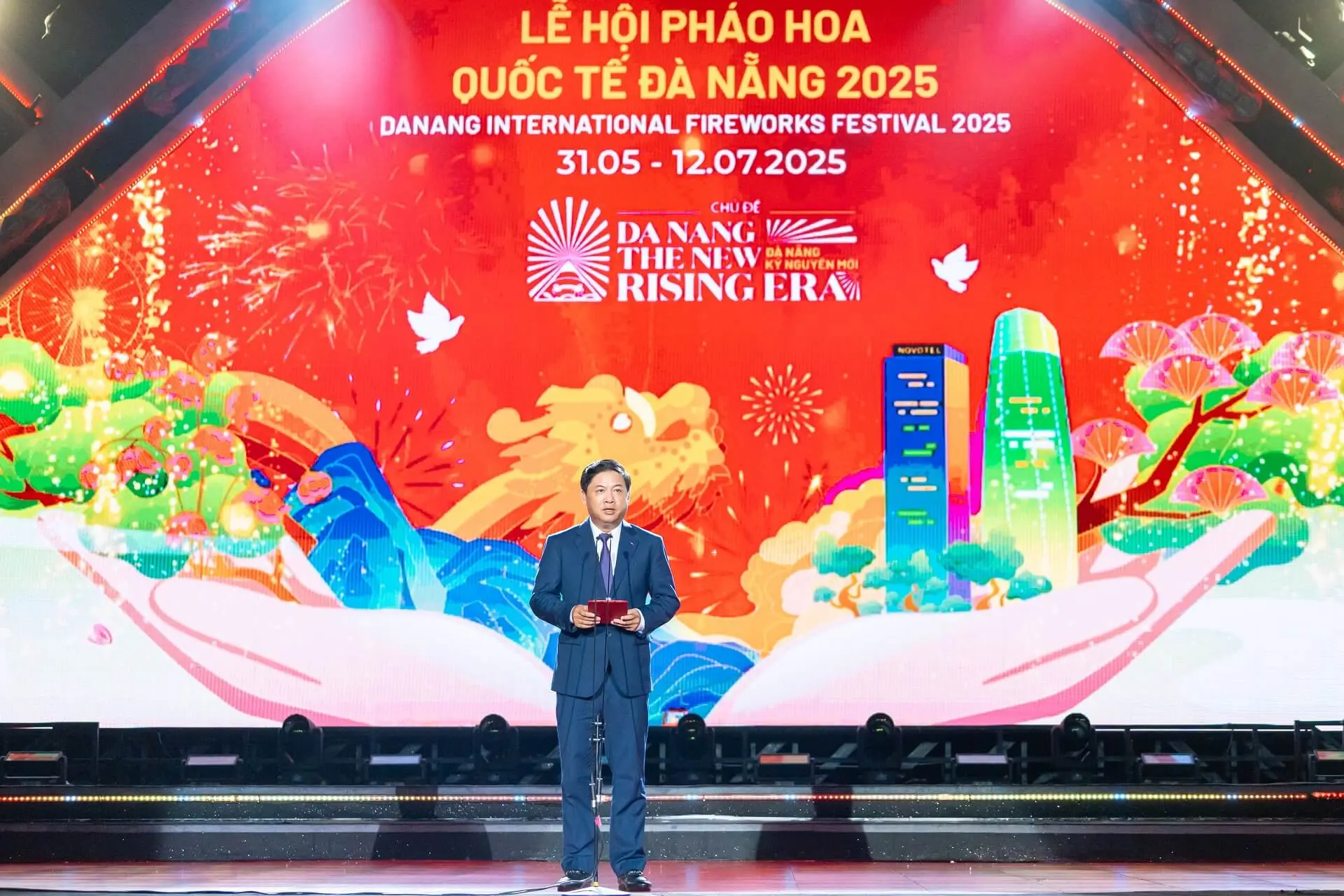 inwl32 chung ket diff 2025 song han bung no voi man phao hoa dinh cao cua nha vo dich trung quoc 02 1