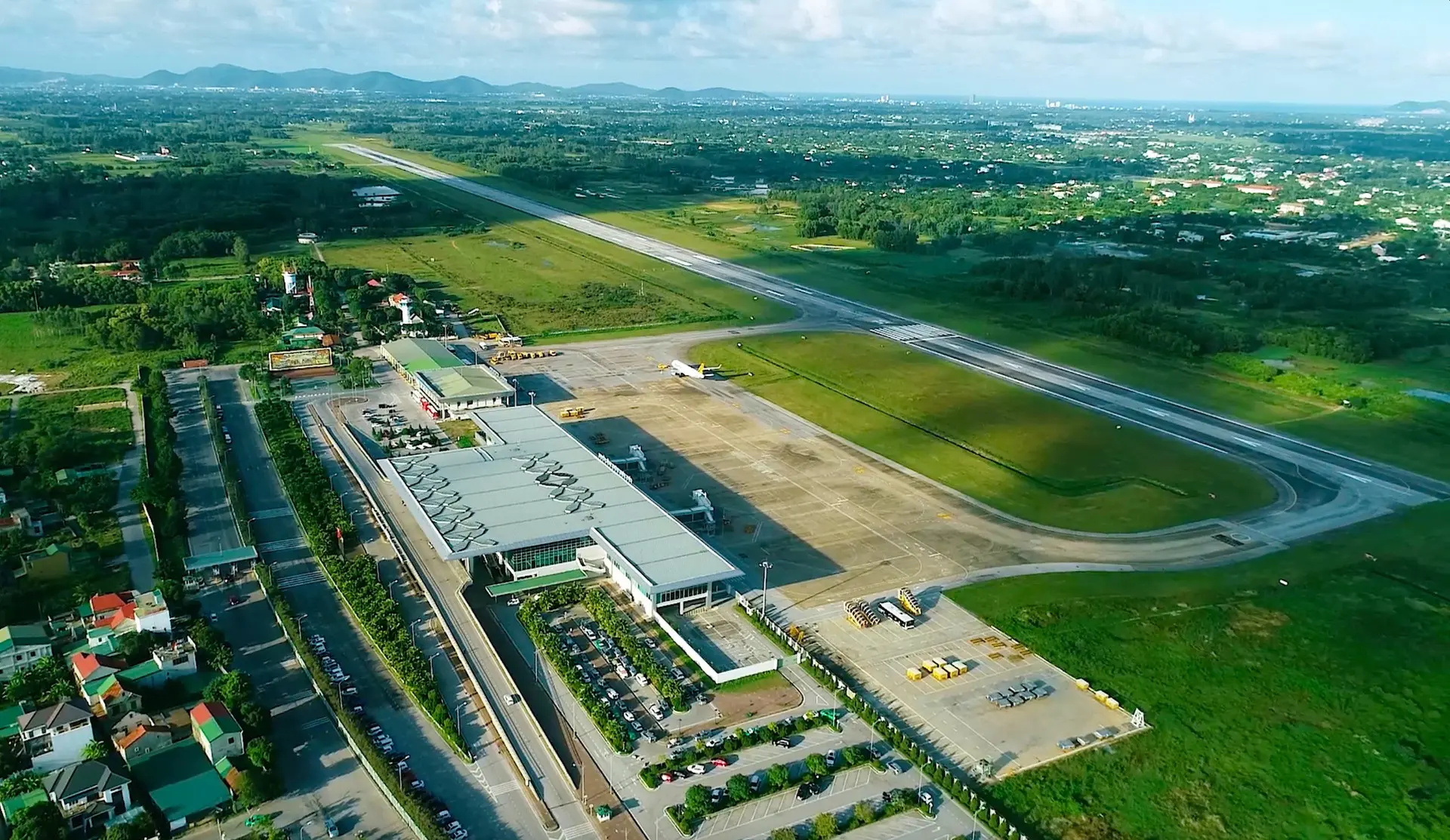 kfg594 cdn1z.reatimes.vn 652356615132086272 2025 6 28 san bay vinh 1 17511289203331838461649