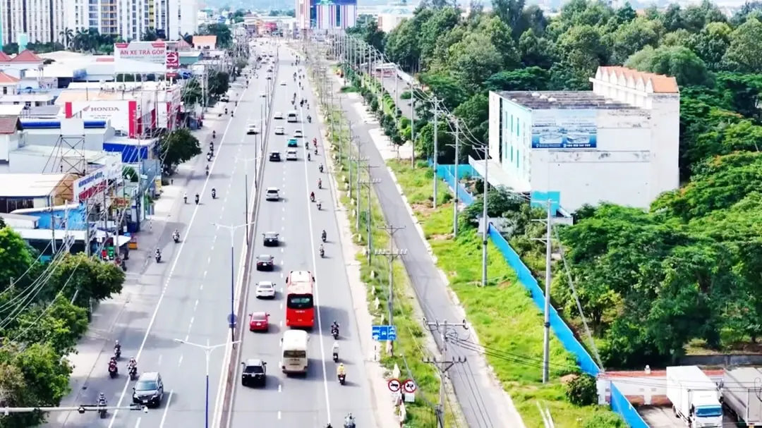 kmnrgf hinh anh duong quoc lo 13 min