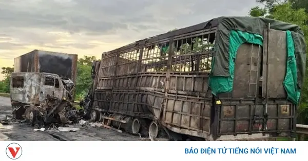 kogu1q ban sao xe tai boc chay 17517667807241722438302 10081997 0