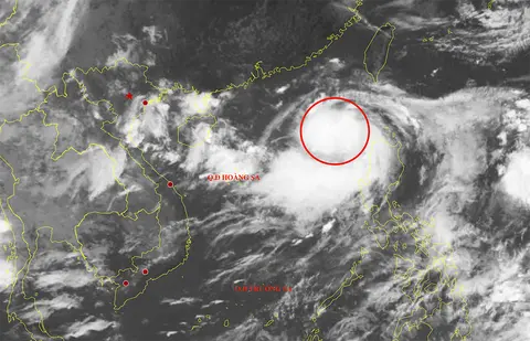 Áp thấp nhiệt đới trên Biển Đông