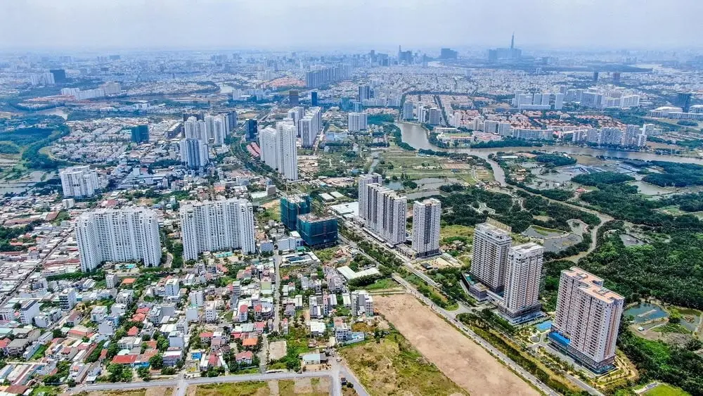 liooe9 thi truong bat dong san tp ho chi minh 2025