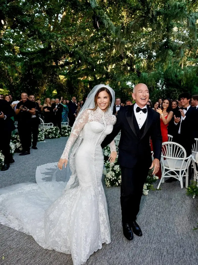 Celebrity guests at Jeff Bezos wedding