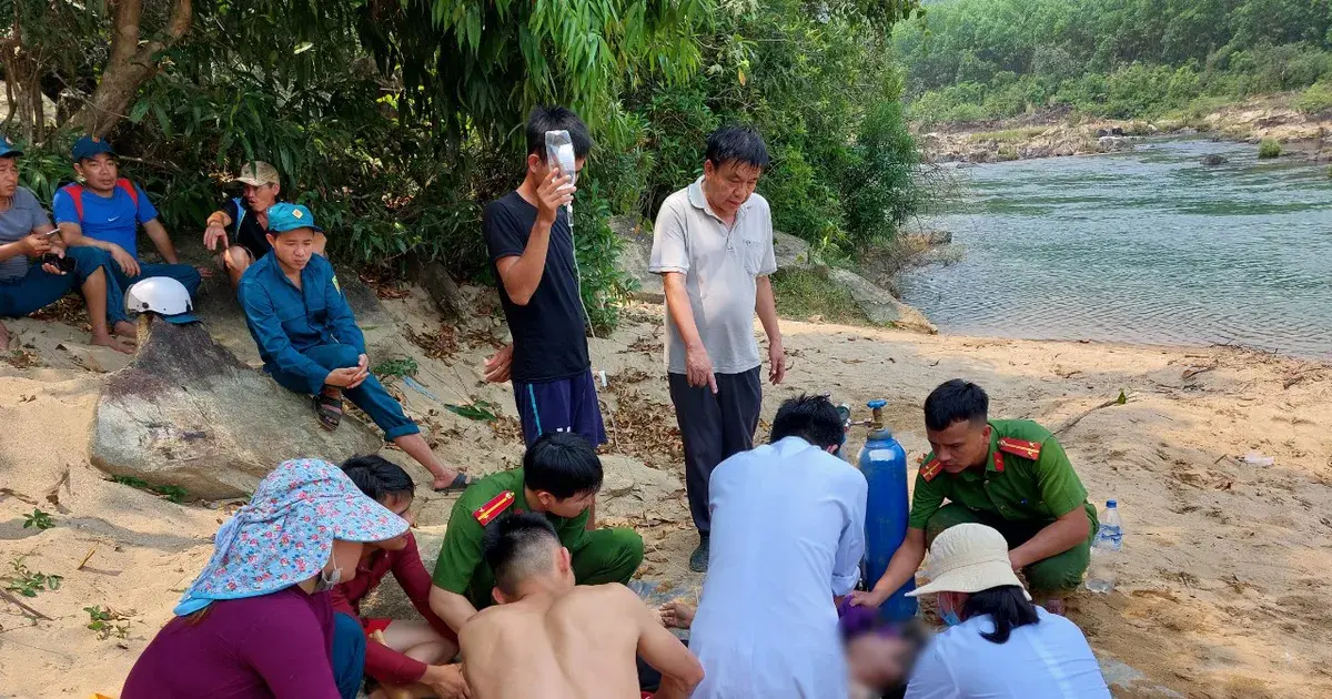 o0k8jd cap cuu nan nhan 2485.jpg