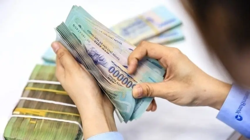 p0tyx2 i.ex cdn.com vietnamfinance.vn files content 2025 06 26 175857tien mat20250518104843 1758