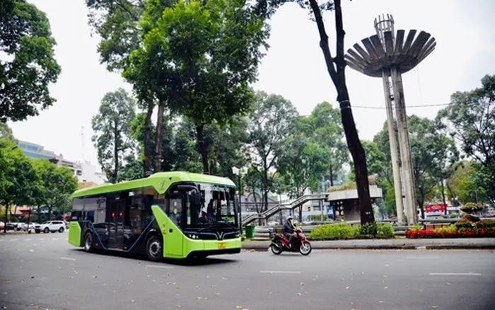 q2oh4o_5-xe-buyt-dien-tuyen-d4-hoat-dong-tai-tp-hcm-16811372713642030315718.webp