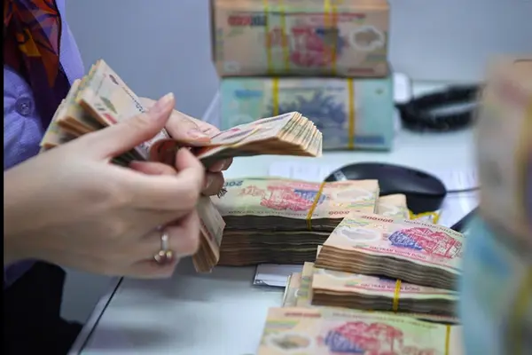 qlnq36 tien tien tuan crop 1716795945713