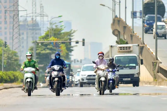 Nắng nóng miền Bắc