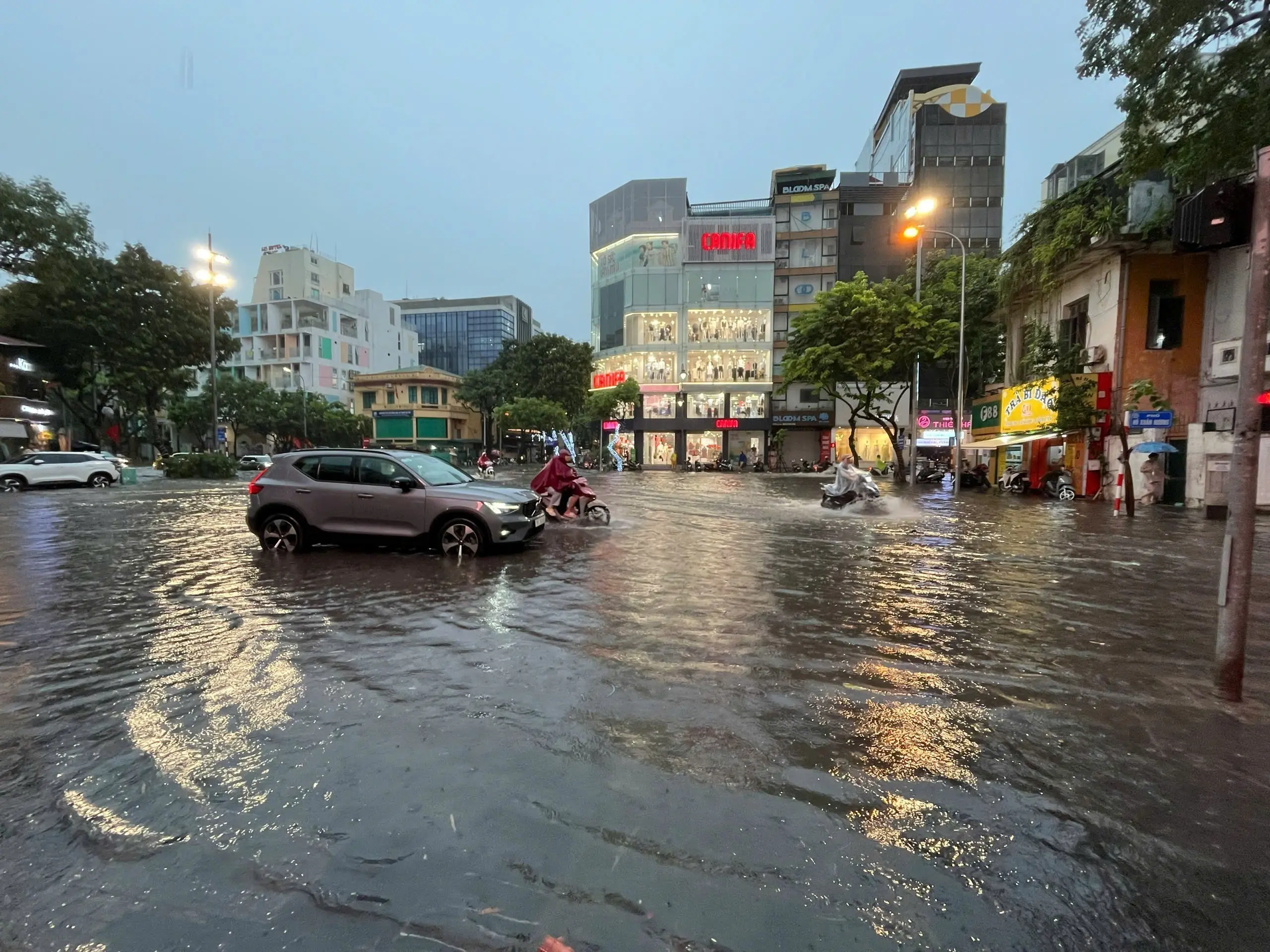 Nguy cơ lũ quét, sạt lở đất và ngập úng