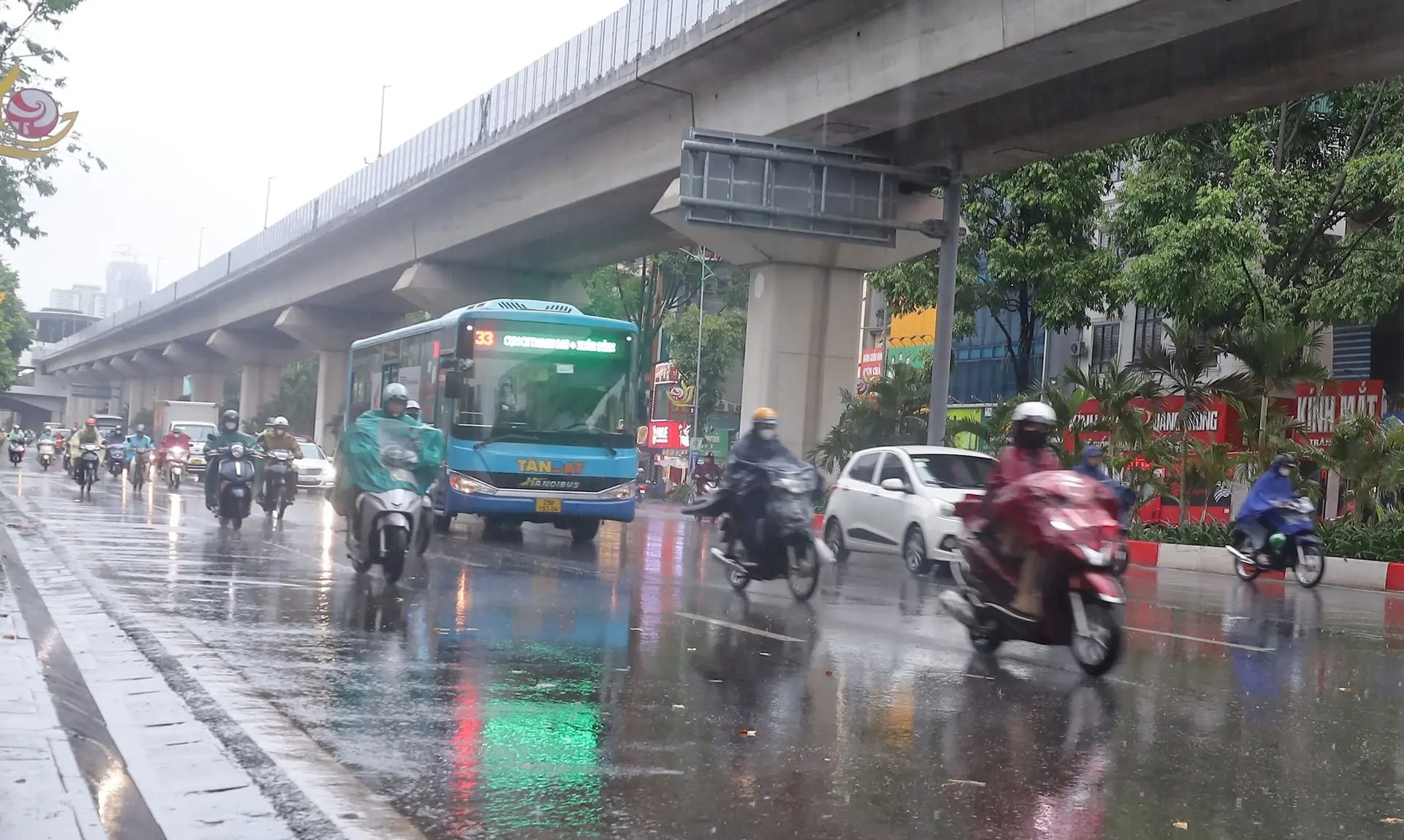 Hà Nội mưa to