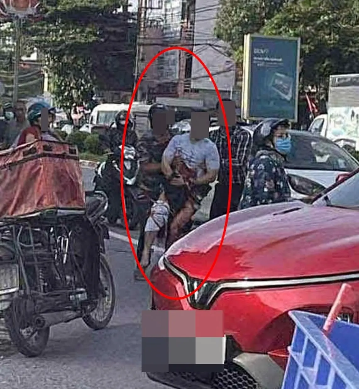 tzfjic static images.vnncdn.net vps images publish 000001 000003 2025 7 12 dap kinh xe bac ninh 1 82000
