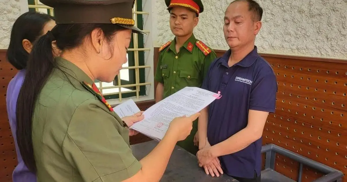 Cơ quan công an làm việc