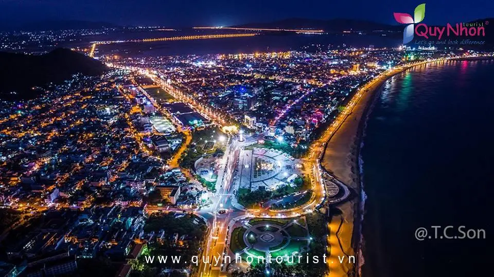 Quy Nhon at night