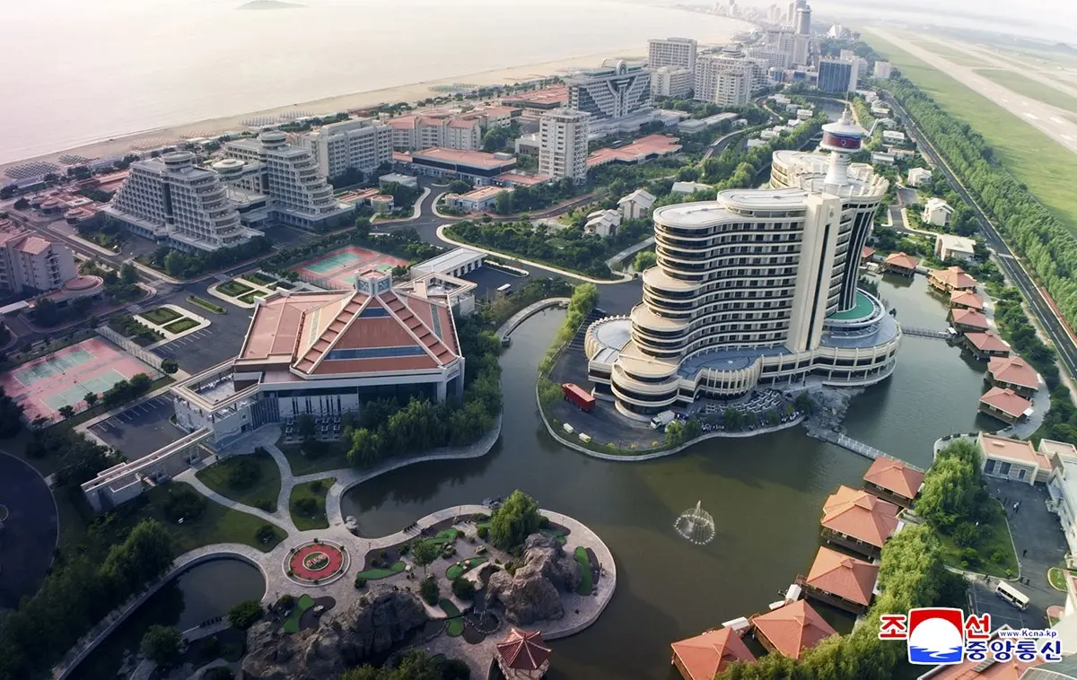 Du khách Nga tại Wonsan Kalma