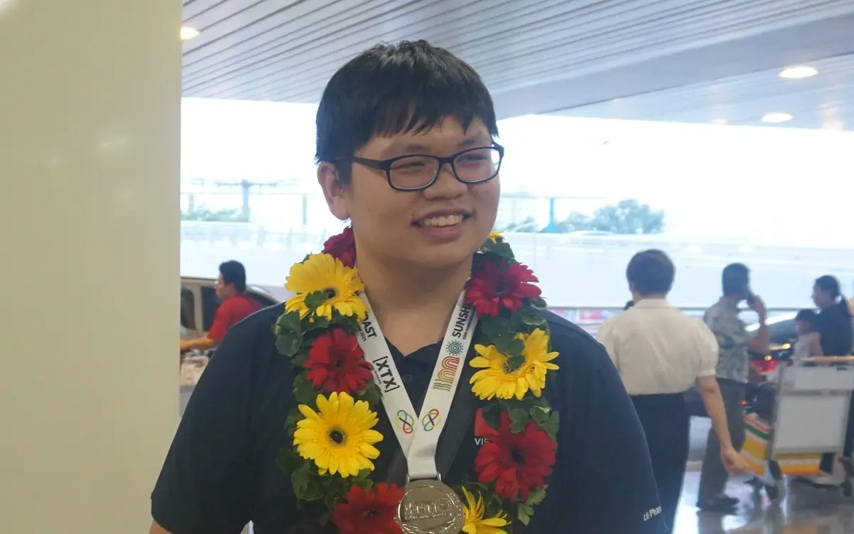 vjpzrz duc man 6 17531024172882080373008 0 0 1125 1800 crop 1753102423293356902457