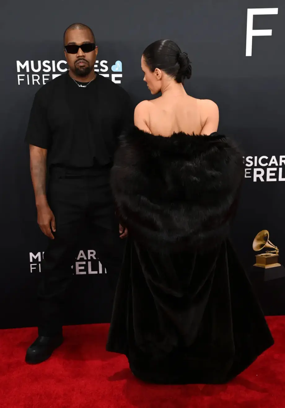ws63cl kanye10 1738544652 2556 173854 6939 8139 1738636402