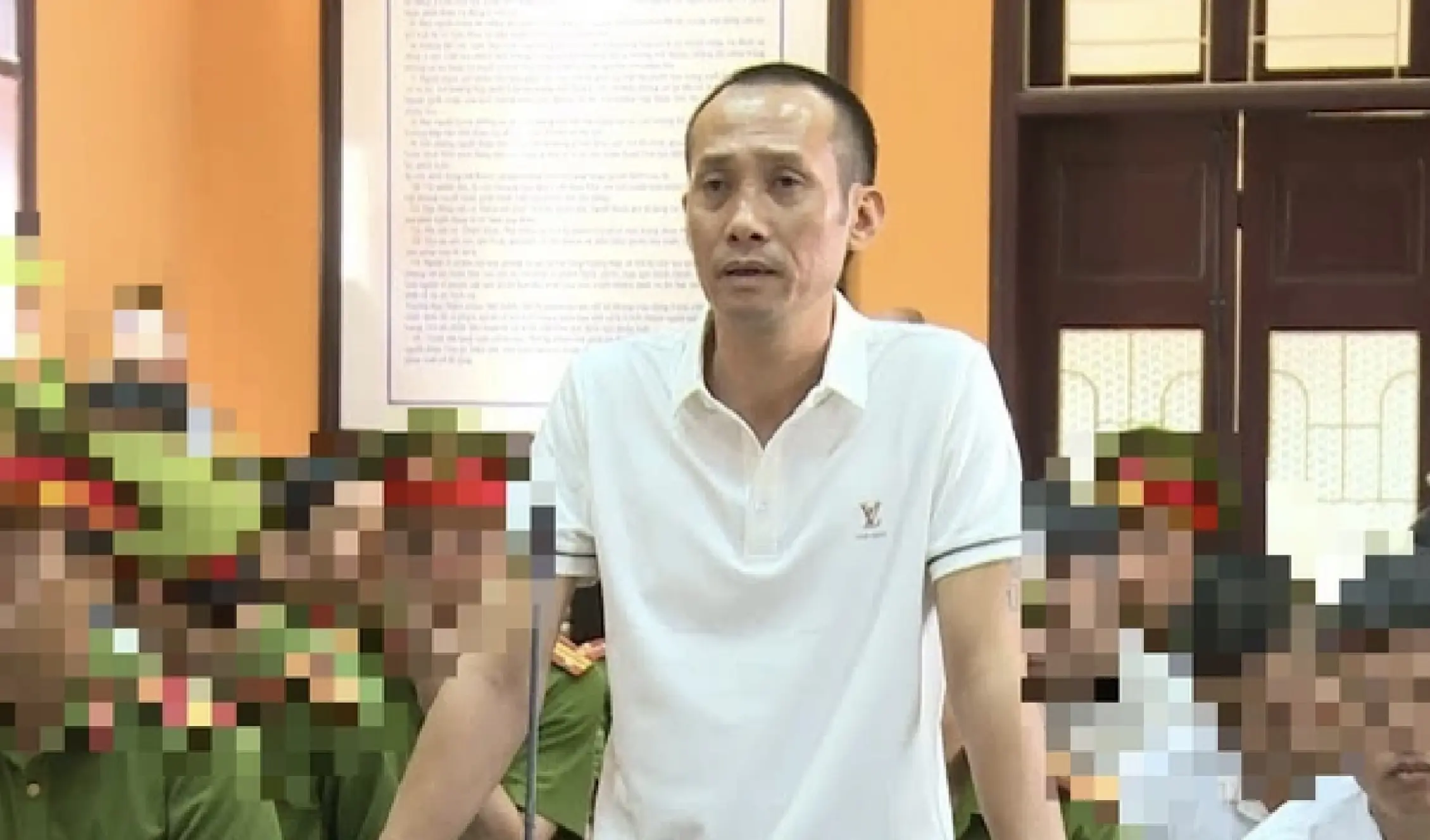 Tuấn Thần Đèn