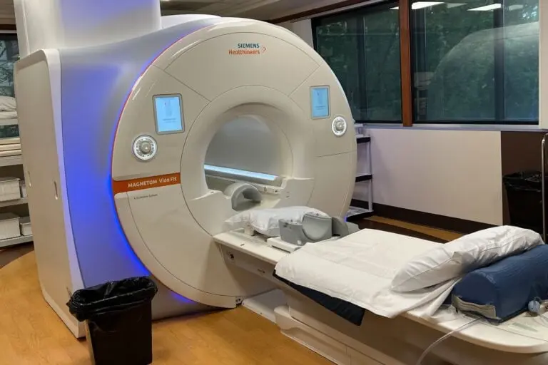 yj00mu mri machine